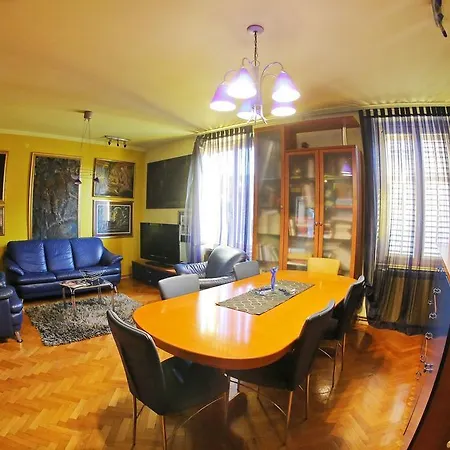Apartment Heart Of City Lola *
